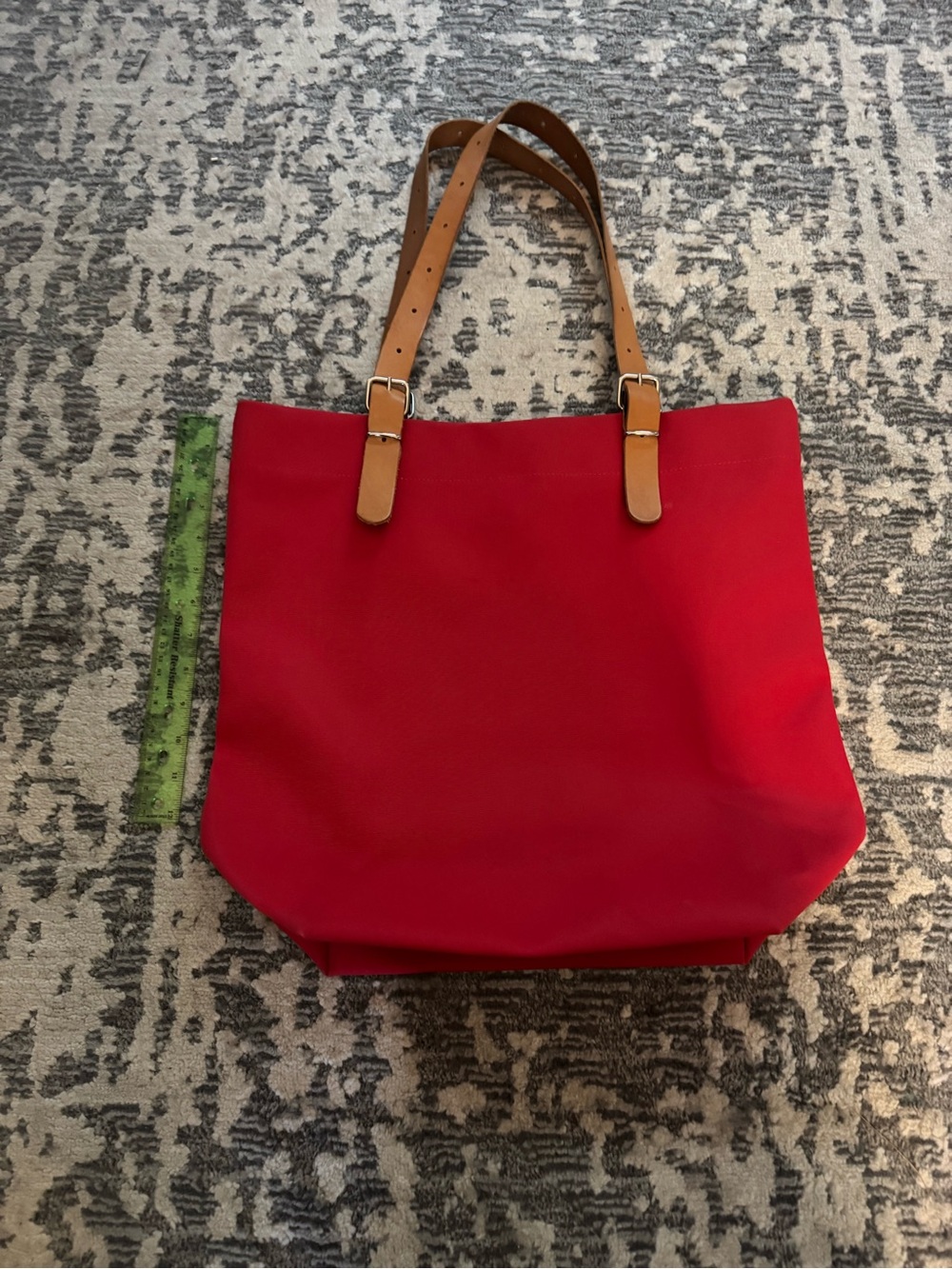 Lands’ End Classic Women's Tote Bag in Red with Tan Straps - Picture 3 of 6